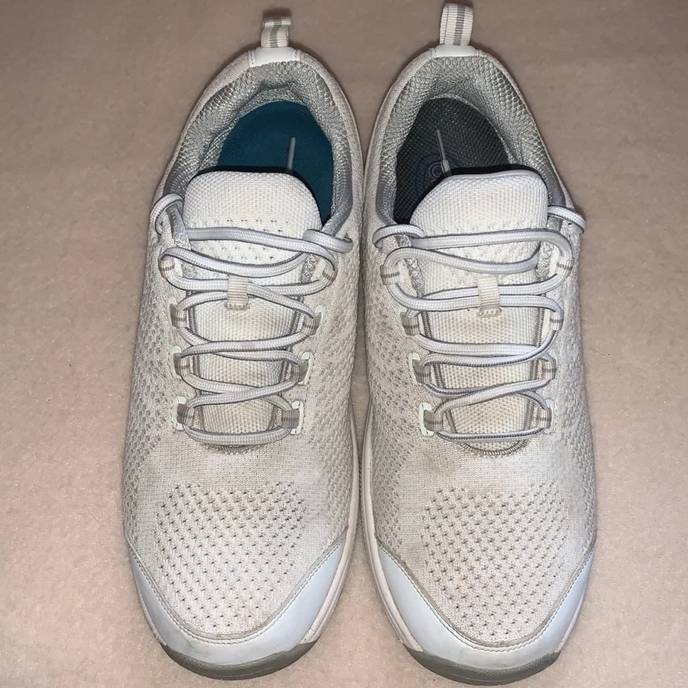 OrthoFeet Women’s Sneakers Wide White Cream Size 11.5